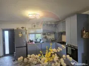 De vanzare Casă / Duplex 