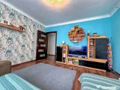 Apartament 3 camere decomandat bucatarie inchisa 2 bai Pa... 