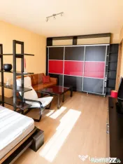 Apartament 2 camere, decomandate, AC, balcon, zona Lidl Măr 