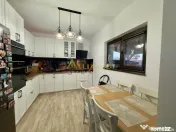 Vila individuala | 5 camere | 2 bai | Mobilata !!! 