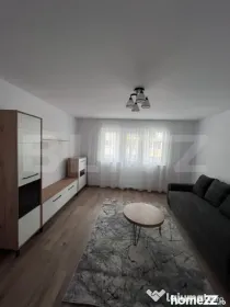 Apartament 4 camere, decomandat, etaj intermediar, zona USV