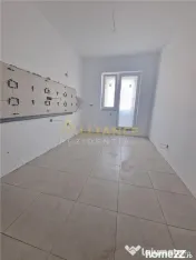 Young Residence 2 cam 64 mp la 10 min metrou 