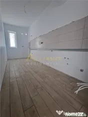 Young Residence 2 cam 64 mp la 10 min metrou 