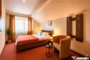 Vila pensiune, pe 1.500 mp teren, Drumul Poienii, Brasov 