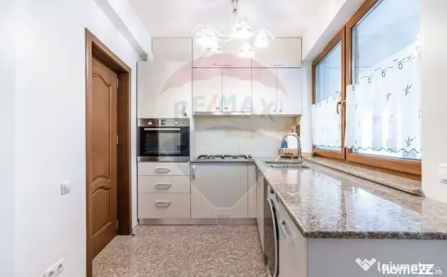 Casă / Vilă de vanzare cu 4 camere in Balotesti, utilit... - Balotesti (Bucuresti-Ilfov)
