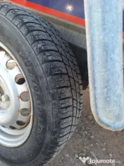 Remorca zincata autoturism 750 Kg - basculabila - 2 sectoare si capac din fibra 
