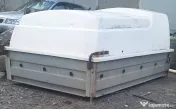 Remorca zincata autoturism 750 Kg - basculabila - 2 sectoare si capac din fibra 