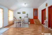 REZERVAT -Casă spațioasă cu teren generos în Felnac ?...