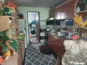Casă de locuit si spatiu comercial, teren 7300 mp, Hreatca, 
