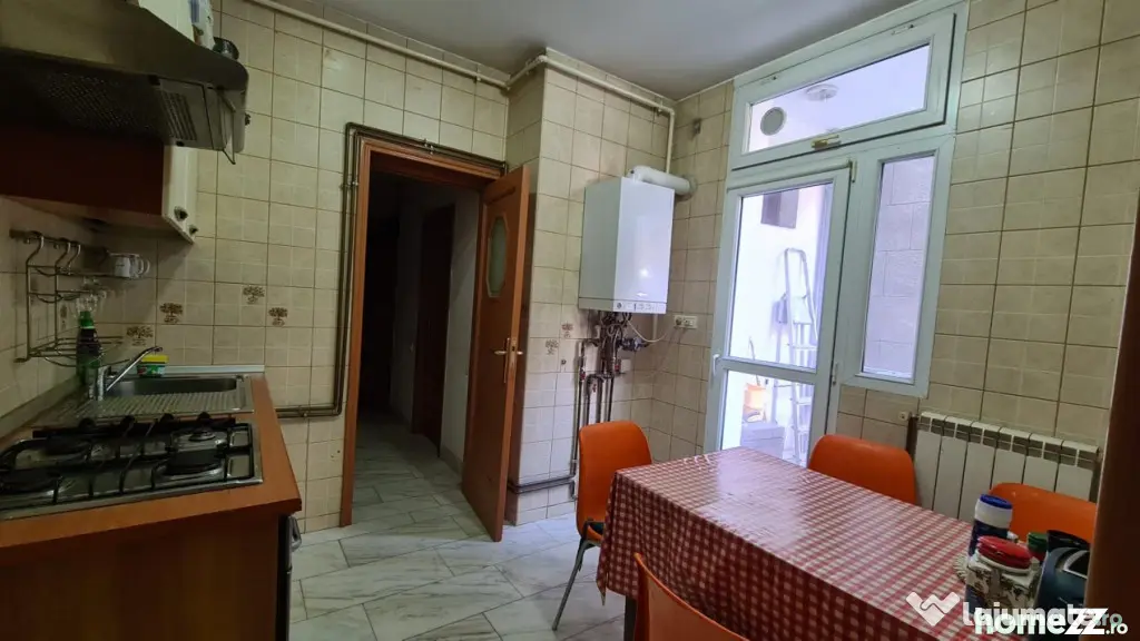 3 camere Mosilor- Armeneasca - Bucuresti (Bucuresti-Ilfov)