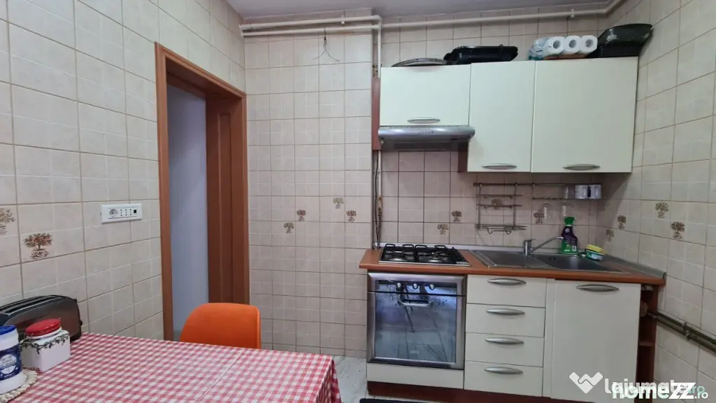 3 camere Mosilor- Armeneasca - Bucuresti (Bucuresti-Ilfov)