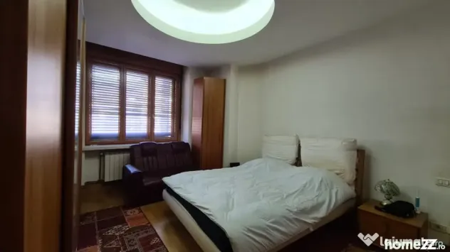 3 camere Mosilor- Armeneasca - Bucuresti (Bucuresti-Ilfov)