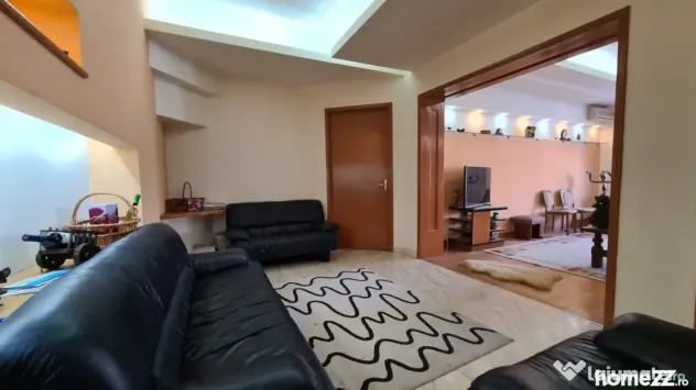 3 camere Mosilor- Armeneasca - Bucuresti (Bucuresti-Ilfov)