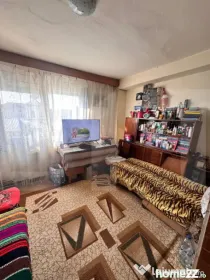 Apartament 3 camere decomandat, 76 mp, 2 balcoane, boxă –