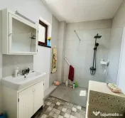 Casa cochetă la 2 minute de București în Roșu, Chiajna, 