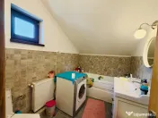 Casa cochetă la 2 minute de București în Roșu, Chiajna, 