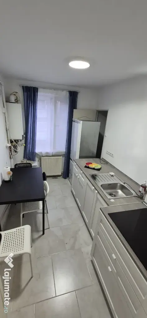 Proprietar, inchiriez apartament cu 3 camere Terezian, Sibiu