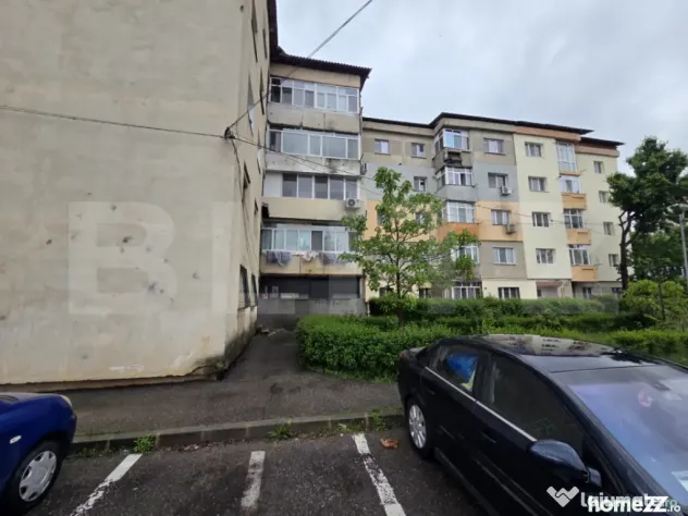 Apartament 3 camere, 80 mp, zona Micro 12