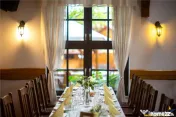 Complex Gastronomic:Afacere la cheie, Restaurant traditional 
