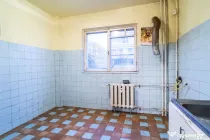 Ghencea - Drumetului, 3 camere, an c-tie 1980, et. 4/10, ...