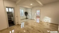 Apartament 4 Camere I Sisesti