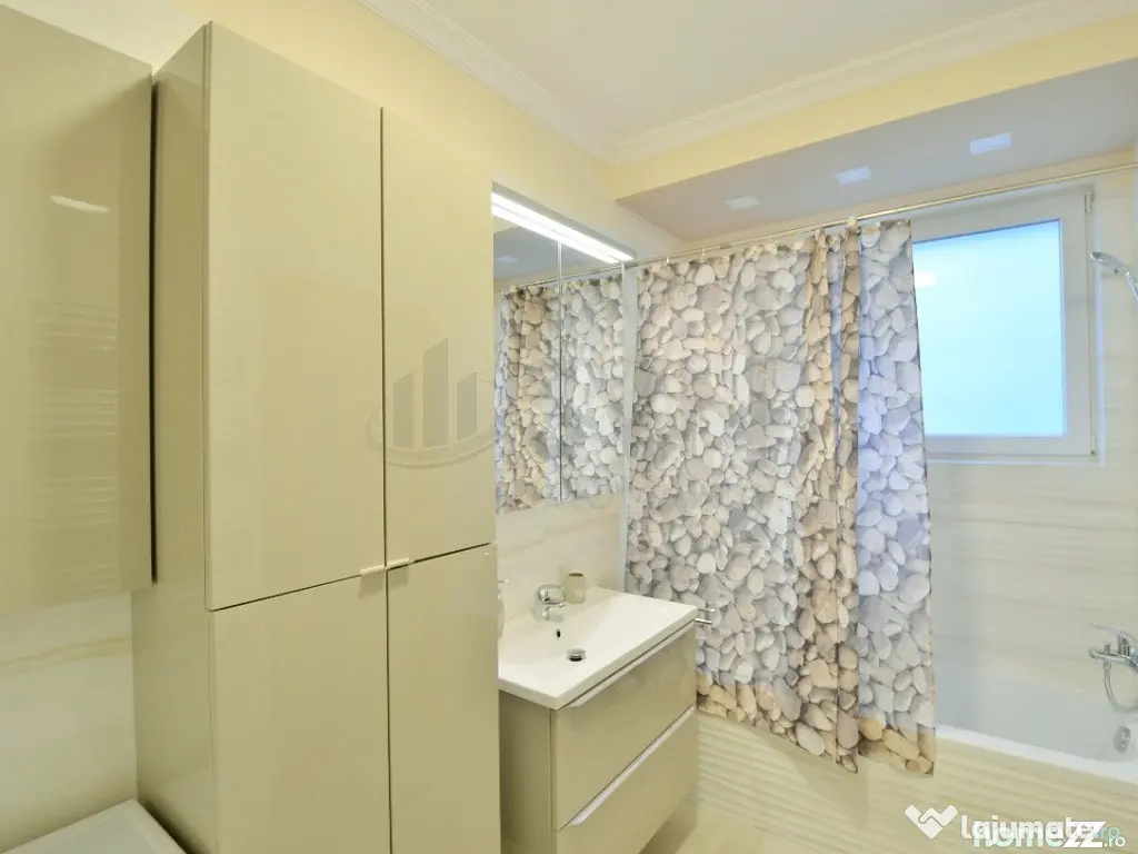 Apartament 4 camere l Laguna Residence