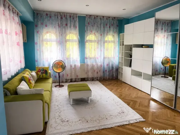 Vila 6 Camere I De Inchiriat I Piata Victoriei