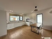 Vila 4 camere Complex securizat si teren 330 mp Tunari 