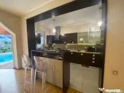 VILA 7 CAMERE l LUX l PISCINA l CURTE LUXURIANTA l GARAJ ... 