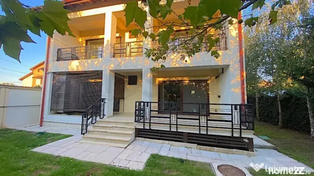 Vila de lux cu spatii generoase