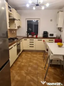 Moldovei, 3 camere, etaj 1, garaj sub bloc