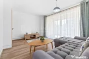 Apartament spatios 3 camere, parcare, boxa, Kasper Coresi...
