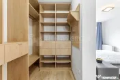 Apartament spatios 3 camere, parcare, boxa, Kasper Coresi...