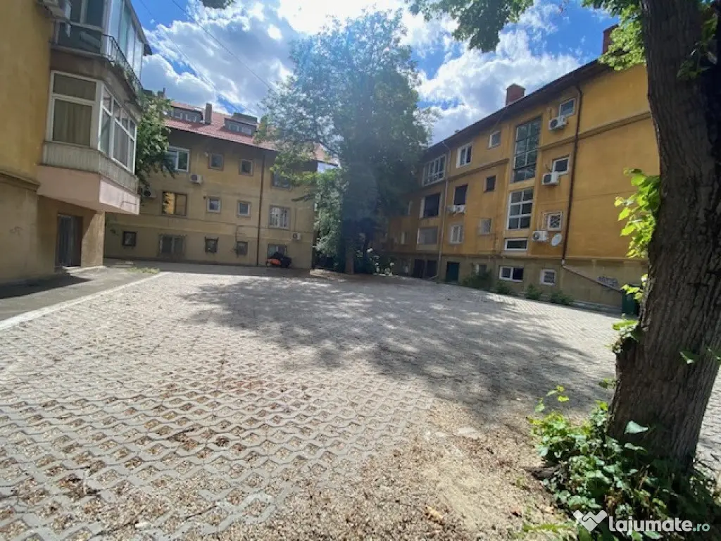 Teren zona Primaverii