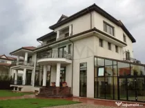 Vila Erou Iancu Nicolae cu Piscina interioara