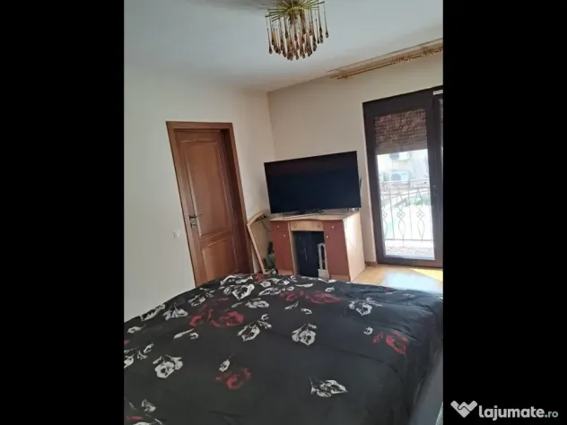 Vila Vatra Luminoasa 5 Camere