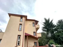Vila 7 camere 250 mp utili Vatra Luminoasa