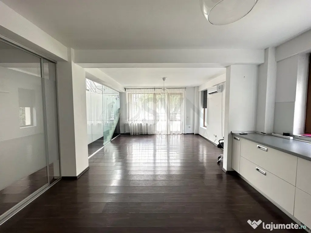 Vila 5 camere Vitan constructie 2006