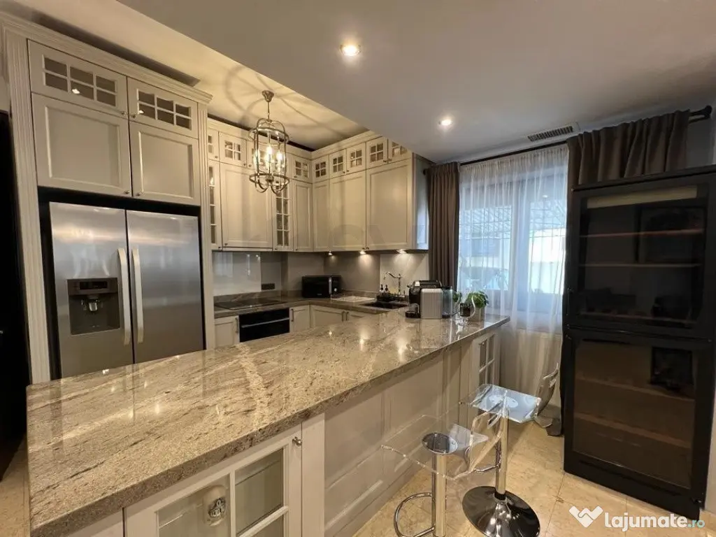 Herastrau l Triplex l 3 Parcari l Curte l LUX
