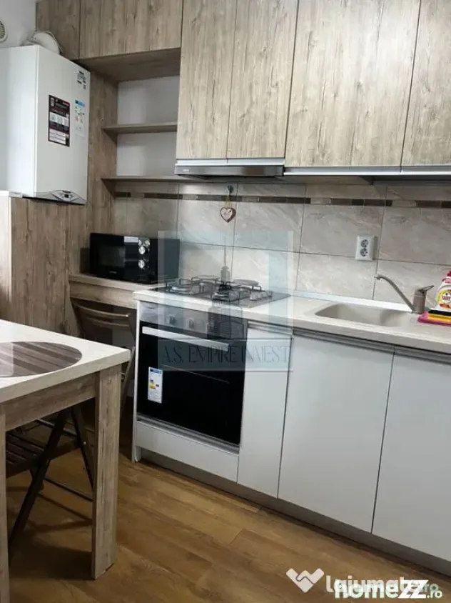 Apartament 2 camere/ zona Rulmentul
