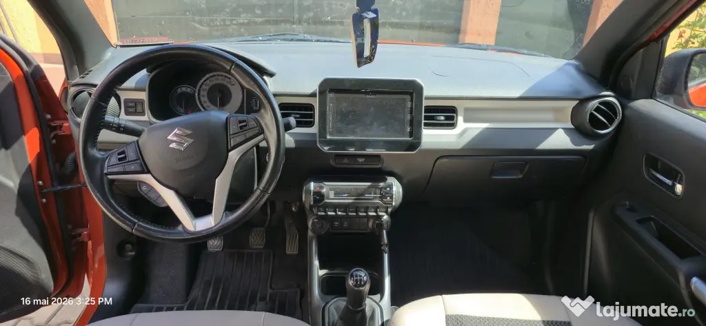 Minisuv hibrid ideal pentru oraș, pentru drumurile lungi, consum redus.