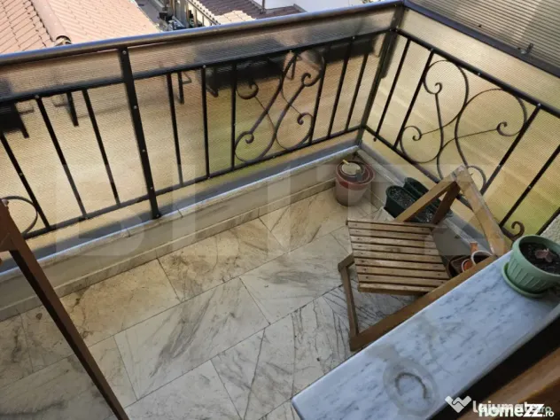 Apartament 2 camere decomandat, Bucium – mobilat și utila