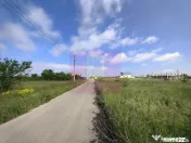 Teren ușor accesibil pentru casă la asfalt cu utilități