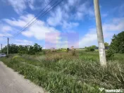 Teren ușor accesibil pentru casă la asfalt cu utilități