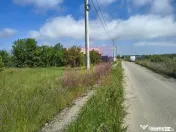 Teren ușor accesibil pentru casă la asfalt cu utilități