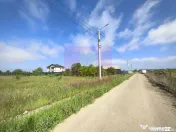 Teren ușor accesibil pentru casă la asfalt cu utilități 