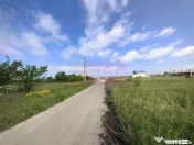 Teren ușor accesibil pentru casă la asfalt cu utilități 