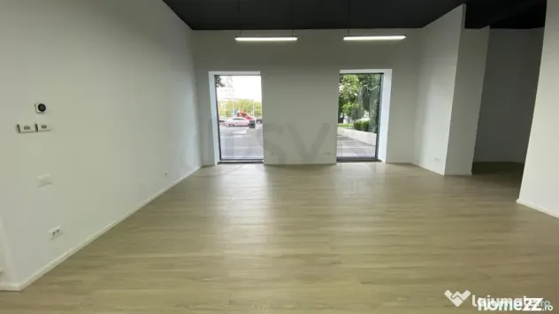 Spatiu Comercial Cortina Academy