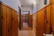 Decomandat, 2 camere, insorit, balcon, loc parcare, 2 boxe, 