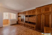 Decomandat, 2 camere, insorit, balcon, loc parcare, 2 boxe, 